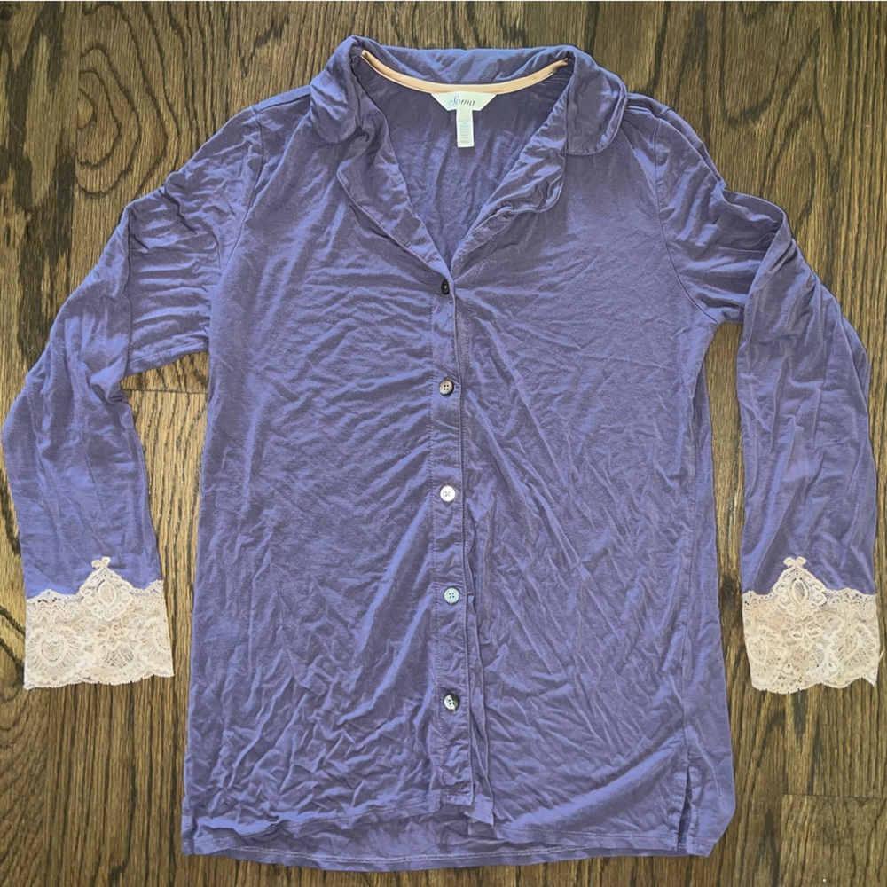 Soma Pajama Top Small Long Sleeve Top with Lace‎ Detail